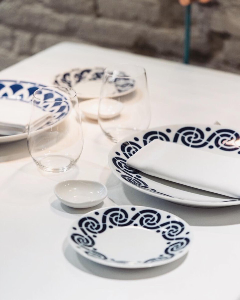 PetitComite_BCN's tweet photo. Taula de diumenge al #petitcomite!🍴| ¡Mesa de domingo en #petitcomite!🍴#eatinbcn #gastrobcn #jubany https://t.co/7d1kqQnW41