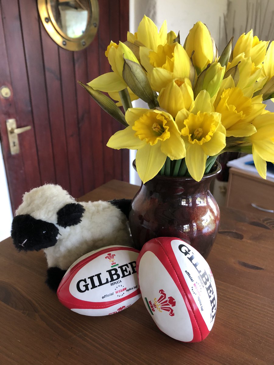 TheWaterings's tweet photo. #happystdavidsday 😊 https://t.co/2WYEn0FYdQ
