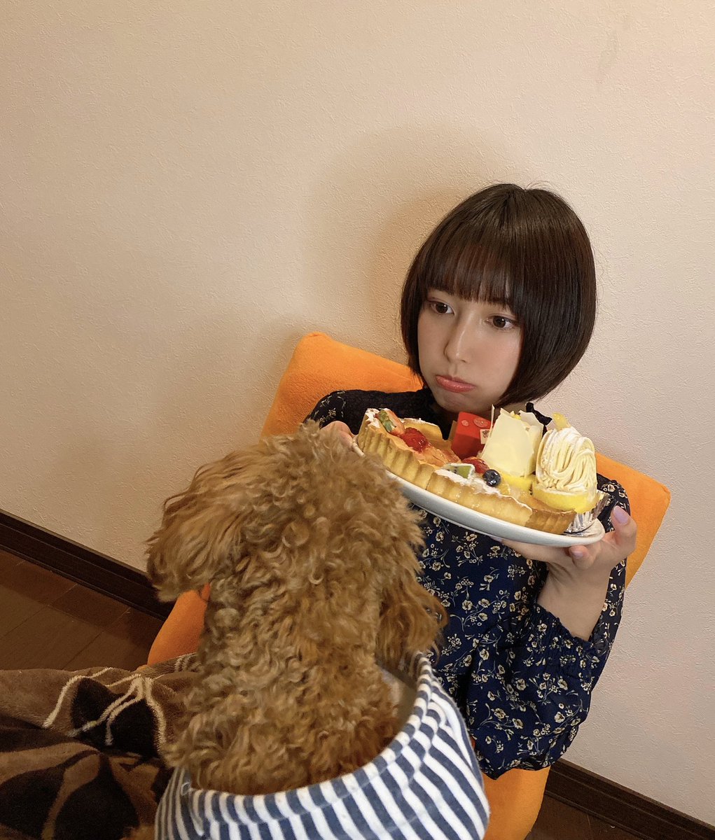 amidesudoumo's tweet photo. 21時から19歳なりたてマンがインスタライブしようと思ってまーす🎂💕 #jewel_jp https://t.co/ZznQOXfk9t