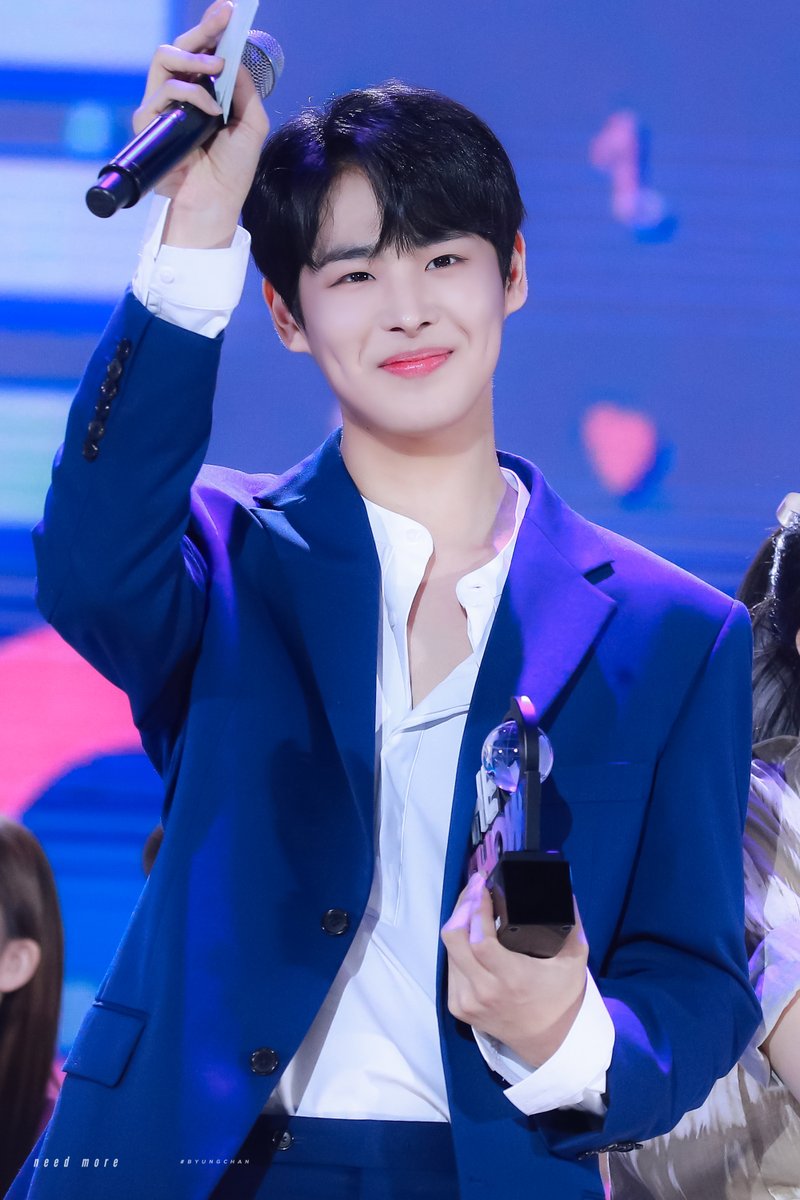 needmore_BC's tweet photo. 190820

💙💙💙

#병찬 #최병찬 #BYUNGCHAN #빅톤 #VICTON https://t.co/x5XB0kUGVy