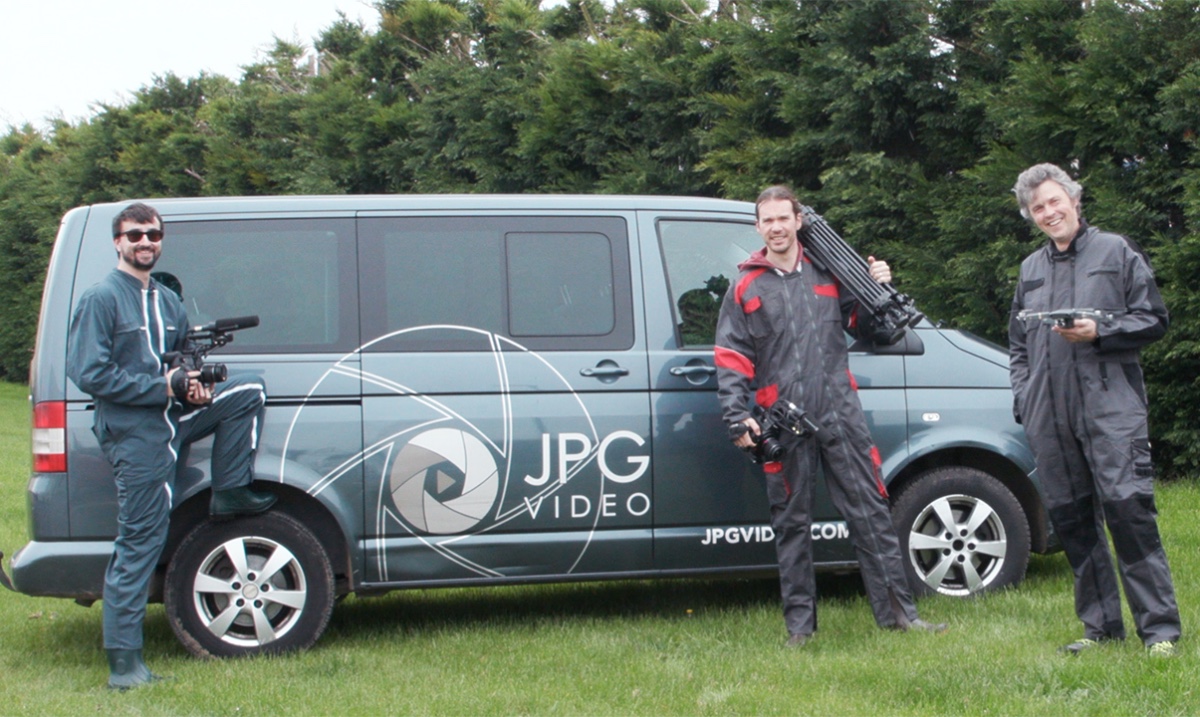 jpgvideo's tweet photo. Nous intervenons dans les exploitations agricoles depuis plus de 10 ans ! :) 
#salondelagriculture #jpgontheroad
https://t.co/ToAr2UgEen https://t.co/WWGxWD75KG