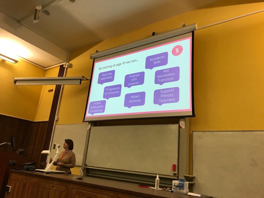 KathrynnEmily's tweet photo. West of England Regional Manager Alex Jones sharing the reasons why early interventions are vital in improving #fairaccess to higher education @BrilliantClub #TSPTraining https://t.co/W8Oq3Uz6Hz