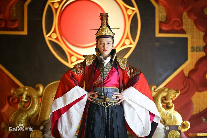 물론 영화에 영향을 많이 받은 티가 난다. 스타일링부터 영화와 흡사하고 유설화를 데려왔다는 것 역시 그렇다, 노린 캐스팅인지 아닌지 확신할...