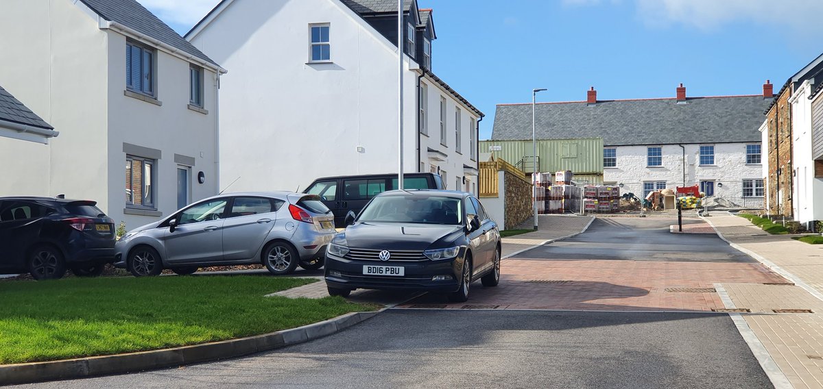 Milliemoo113's tweet image. @HelloSanctuary this car is not only parked on the pavement it is parked on the tactile crossing, please can you advise occupants it is dangerous for #VisuallyImpaired #PavementsForPeople #CopperGate #StAgnes