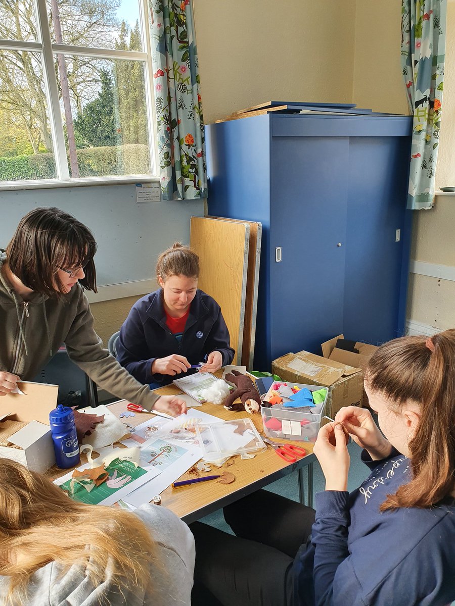 jude_gurd's tweet photo. @GirlguidingNott It was a sloth ful day at Hanson House @GirlguidingWBST #belikeasloth https://t.co/7xkvGEcHVt