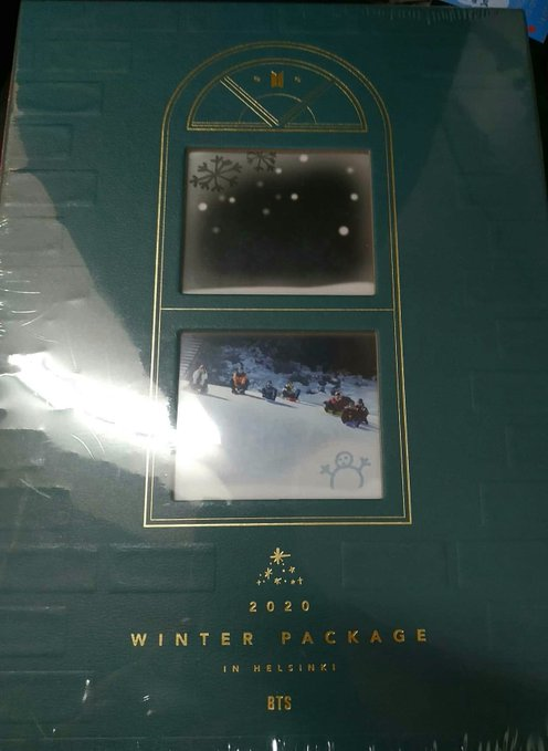 611Bang's tweet photo. พร้อมส่ง 2 เล่ม ขอลุกค้าพร้อมโอนนะคะ 
#BTS

2020 WINTER PACKAGE in HELSINKI

ราคา 1780 บ.
นัดรับ
ค่าส่ง 80/120 
#ตลาดนัดBTS #ของสะสมBTS https://t.co/1gAICfMkVi