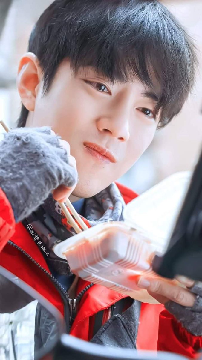 YlinhHa's tweet photo. #WeLoveXiaoZhan 
Ánh sáng của em, hi vọng anh mỉm cười đón ngày mới https://t.co/HfNAEolVU3