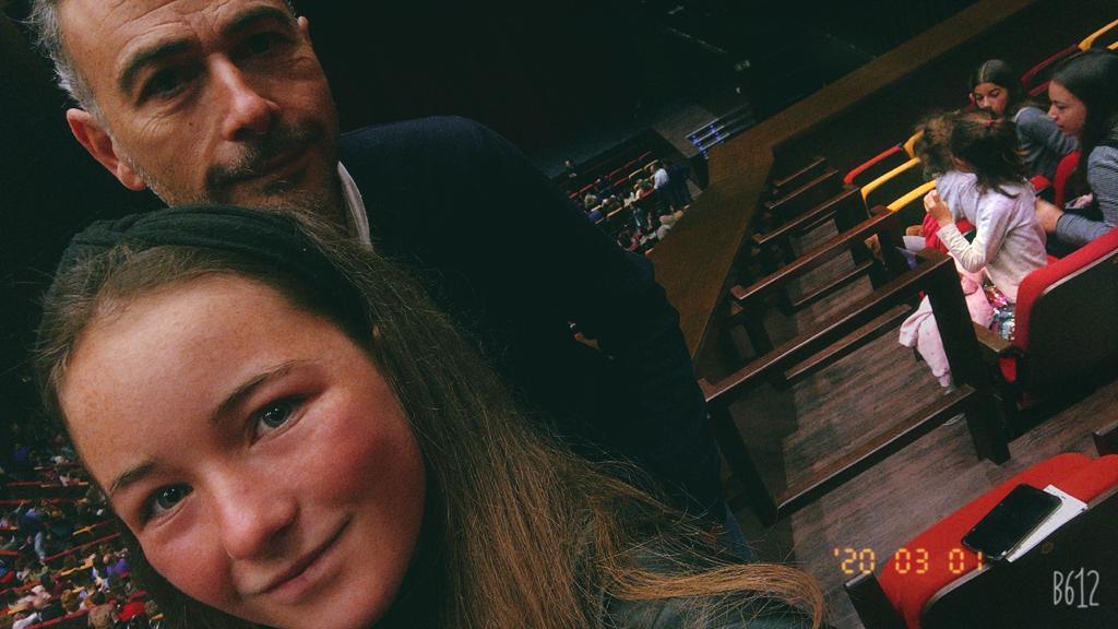 Lo que se promete se cumple, hoy tocaba venir al musical "Annie"
