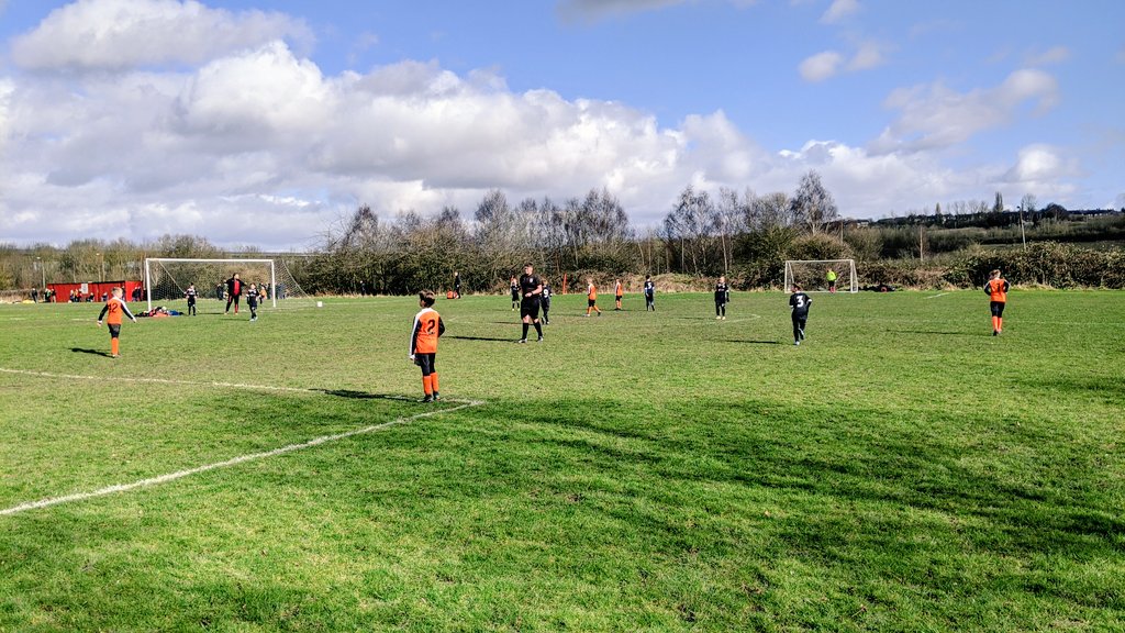 ITFCJuniors's tweet image. #letthemplay #weonlydopositives #stormwho? #grassroots these amazing children and young adults will play the beautiful game ⚽⚽ #boothplayingfields