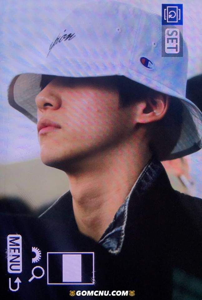 OnlyuCnu's tweet photo. 170301 Incheon ๐ซ๐ฌ NAIA Terminal
#B1A4 #CNU #OneKCon https://t.co/eh4QbDaBPW