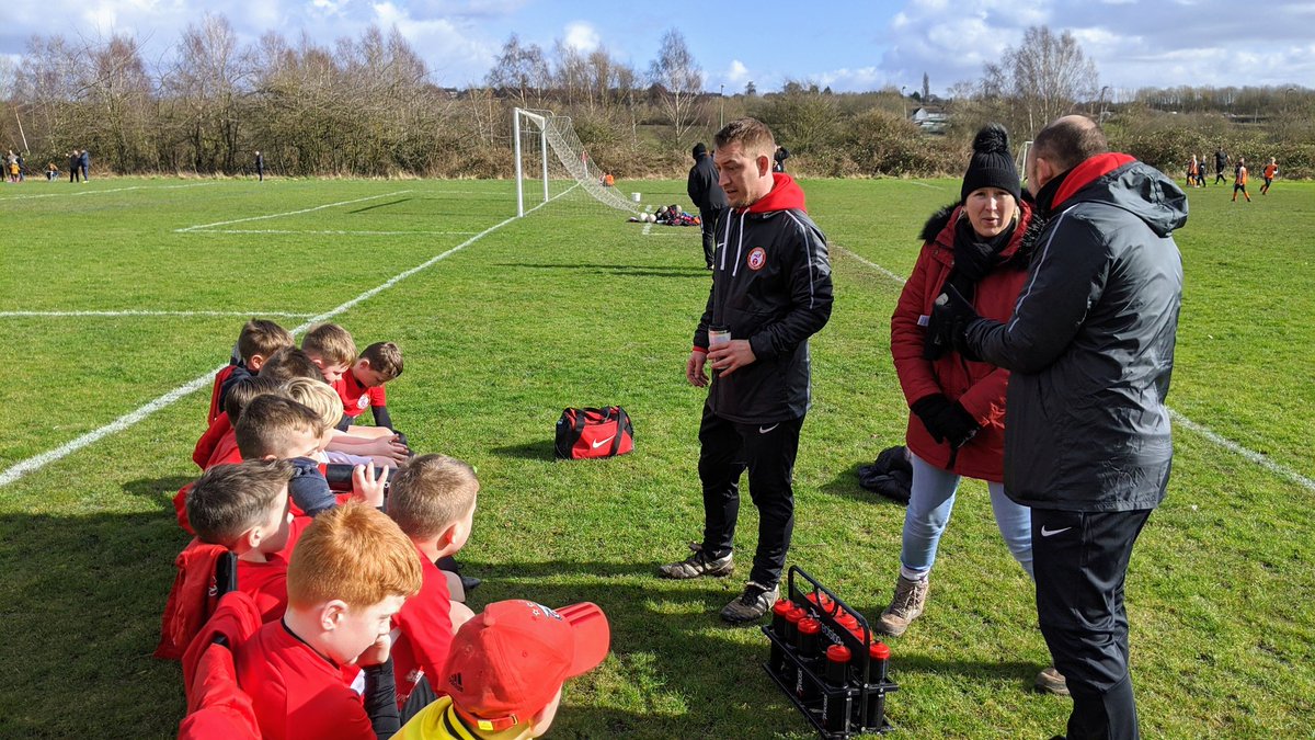 ITFCJuniors's tweet image. #letthemplay #weonlydopositives #stormwho? #grassroots these amazing children and young adults will play the beautiful game ⚽⚽ #boothplayingfields