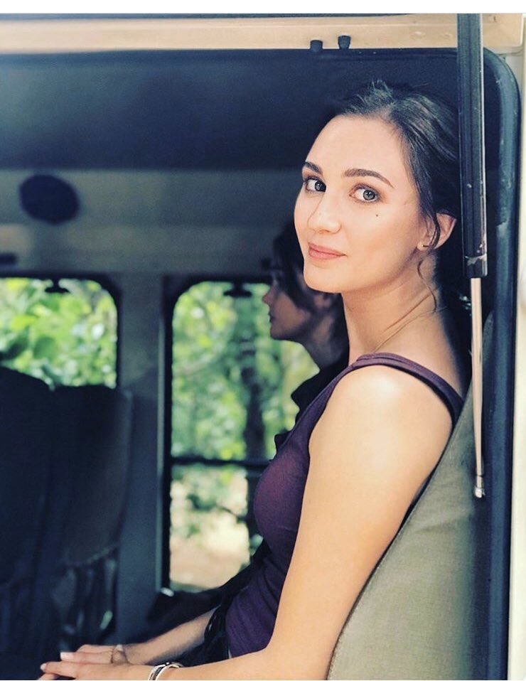 MadsGreene's tweet photo. #KatBarrell #CdnScreenAwards 18 I know we can still win so keep voting everyone and once again thanks to everyone jumping in to get this award for our Kat 💕 https://t.co/ExE52Lzq2f