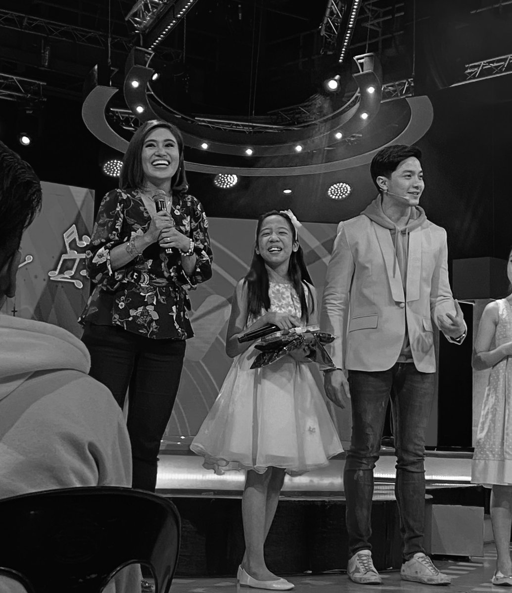 MegaUnciano's tweet photo. #SayoAngCenterstage @marizumali @aldenrichards02 https://t.co/CK3R3v7agG