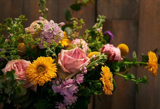 Bright and cheerful for a Sunday morning #sprigsandstems ift.tt/38epSz8