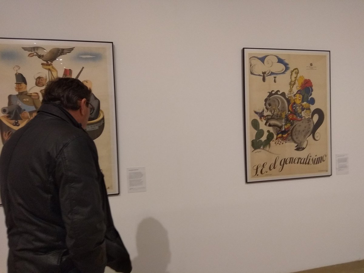 araangels's tweet photo. Un luxe immens. Poder visitar l'expo al @museuterresebre 'El llapis, arma de guerra antifeixista' de la mà de l'autora no té preu!  ❤️Gràcies @3Aferre #orgullamiga https://t.co/XIkguCTwJo