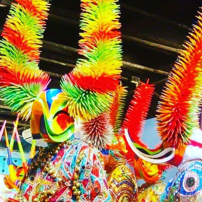 AdalgisaCorcino's tweet photo. Domingo carnavaleco. Porque lo bailaó no se quita y la promoción de destinos la llevamos en el alma. Santiago y La Vega nos esperan en su último domingo carnavalesco. 

#PorAquíPasóCorcino 
#TesorosdeSantiago2020
#PasionPorRD #turismointernoenrd #rdlotienetodo 
#MiturenCarnavales https://t.co/cqAKnu9DFD