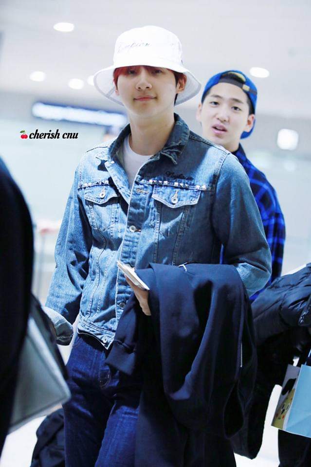 OnlyuCnu's tweet photo. 170301 Incheon ๐ซ๐ฌ NAIA Terminal
#B1A4 #CNU #์ ์ฐ #OneKCon https://t.co/YyX3HajY6Q