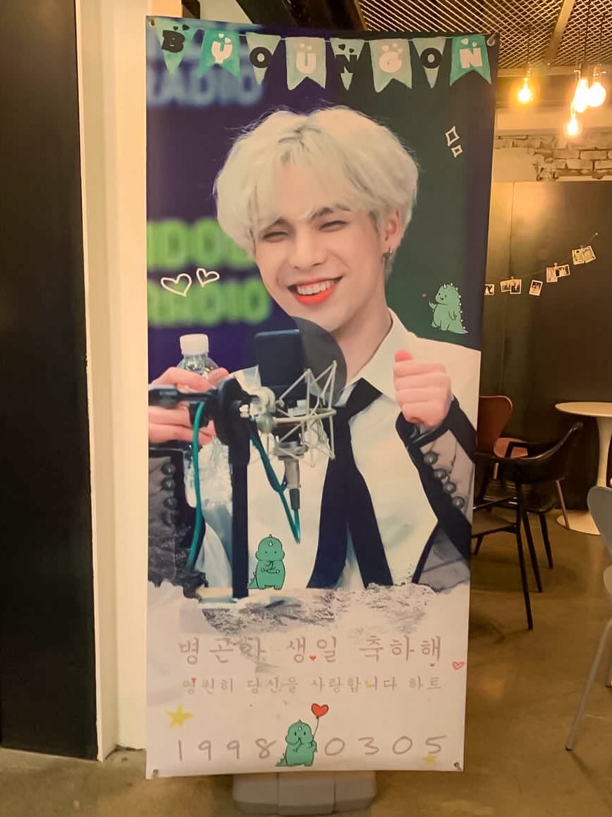BeingJointed's tweet photo. [BX BIRTHDAY]
💙시시시....시자 !!!
카페 오셔서 같이 축하해 주세용😆
-
💙 @cafe_wadiz303
✨March 02-05
-
HASH TAG #영원히_이병곤 #happy_gon_day #happybexday #CIX #BX #이병곤 #병곤 @CIX_Official https://t.co/kdwLCURK88