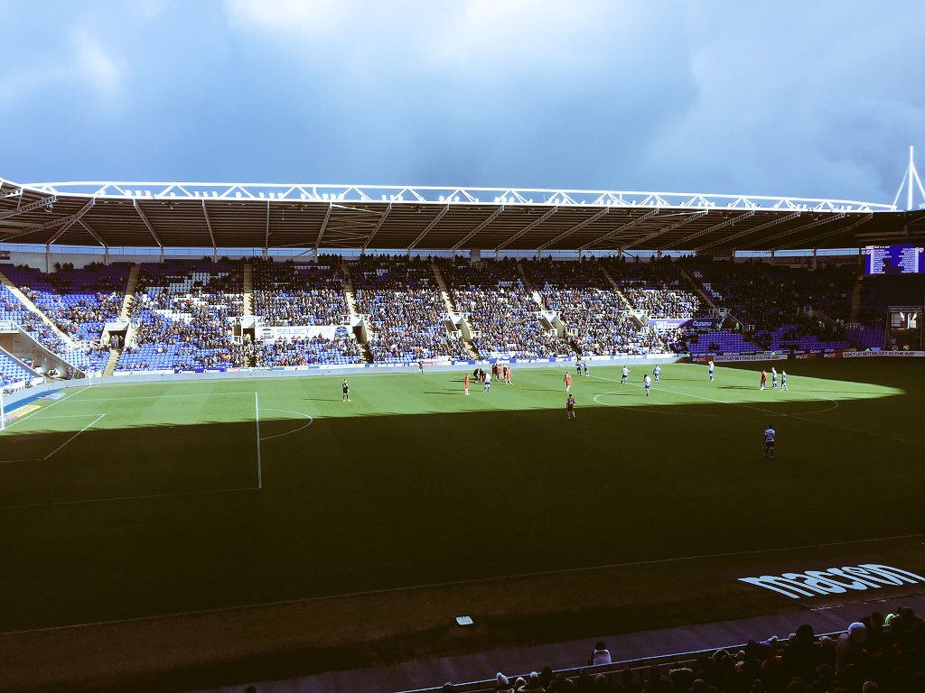 Mike_BWHDrinks's tweet photo. Fun BWH Weekend: Part 2
Big Thanks @Heineken_UK 
@ReadingFC @BarnsleyFC #Madejski #Cookham 
@amstelbieruk @Heineken @BWHDrinks https://t.co/HgVnGwygFb