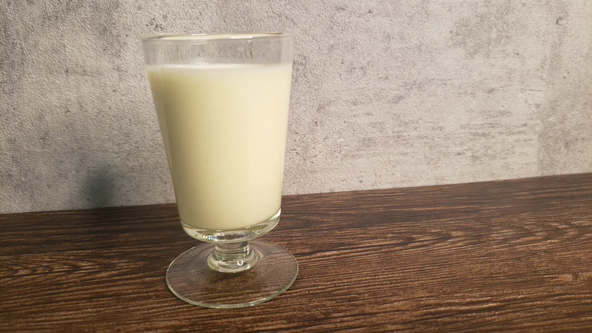 牛乳がすぐになくなってしまう！？「飲むレアチーズケーキ」の作り方！