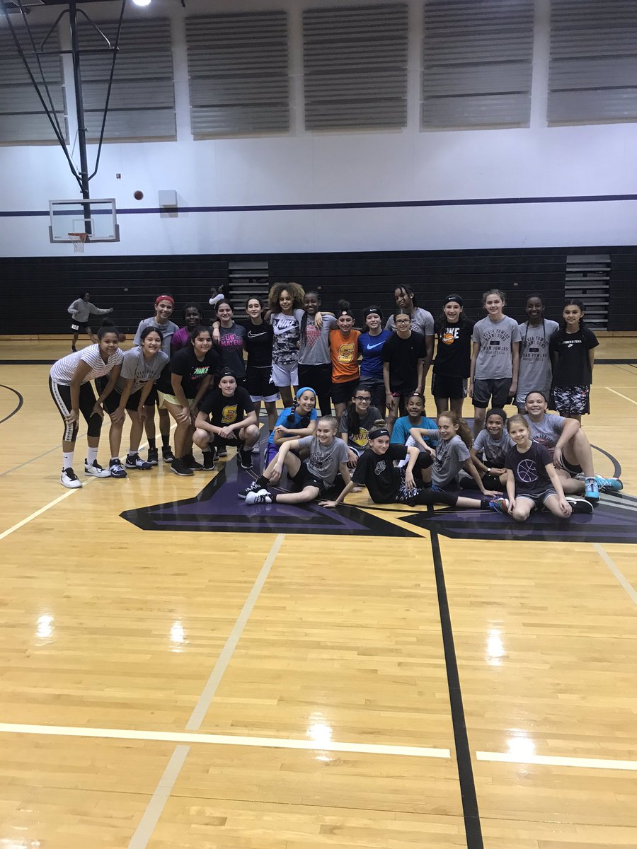 MiamiSuns's tweet photo. Great 1st day of tryouts! Excited to be back in the gym for day # 2! https://t.co/2wrGaN2qVf