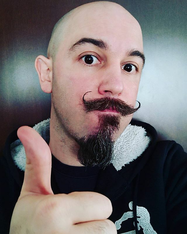 TheBoringDeath's tweet photo. Hello guys! Have a wonderful sunday! 😍👍🏻 #boringsunday #sunday #domenica #okay #occhei #beard #mustache https://t.co/mBYenWUFkB https://t.co/mUebTChTEb