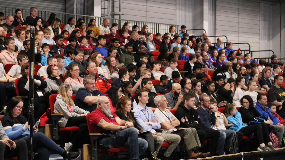 steve_fctuning's tweet image. After an early morning start it’s great to be here in Telford with the new #5194 Yr7 generation @VEXUKNationals .You believed in yourselves and now you made it. Congratulations to all teams and nice to see fellow teachers/parents giving up time.Cheers #VEXRoboticsUK @TEAMEBS