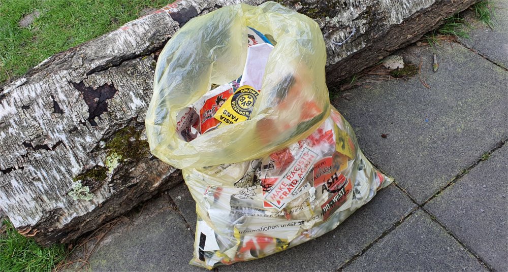 „#Frühjahrsputz gegen Links“: Nationalisten befreien Straßenzüge in #Dortmund von roter Propaganda!: bit.ly/2uHCIZ8

 #nonazisdo? #FCKAFA