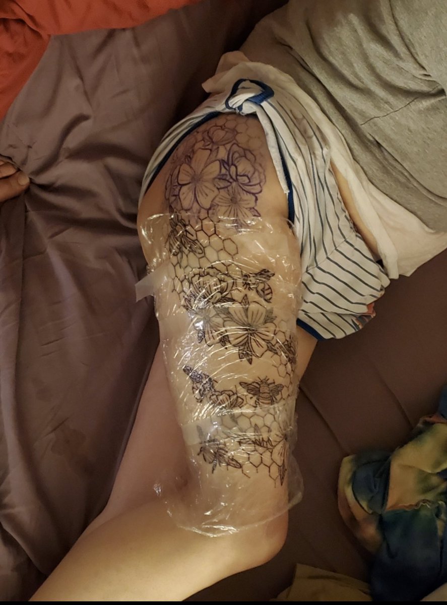 princes85527909's tweet photo. #tattoo #beesknees #bimbo #plasticperfect #bimbofication #me https://t.co/QdPeJEmY38