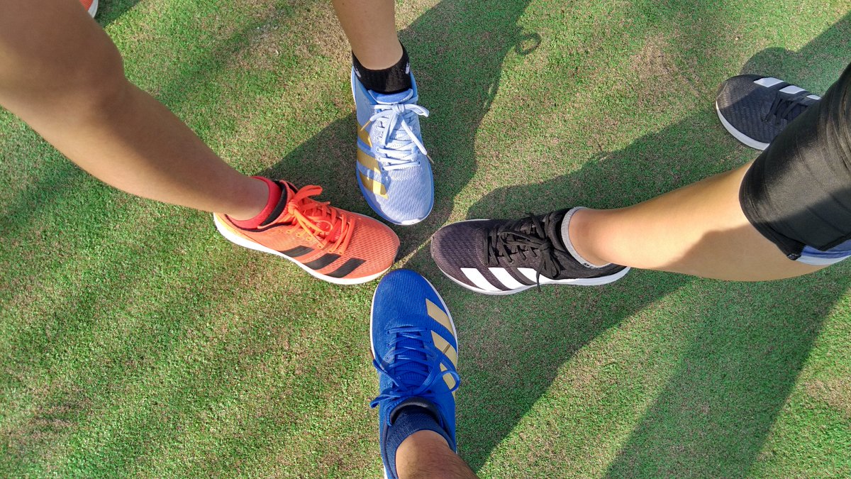 bonvoyage_run's tweet photo. 4人のボストン
オッサン、中1女子、小6女子、小5女子(全員が自分の子ではありません)
#はやさはひとつじゃない
#adizero
#boston8 https://t.co/RRNKH5xzlj