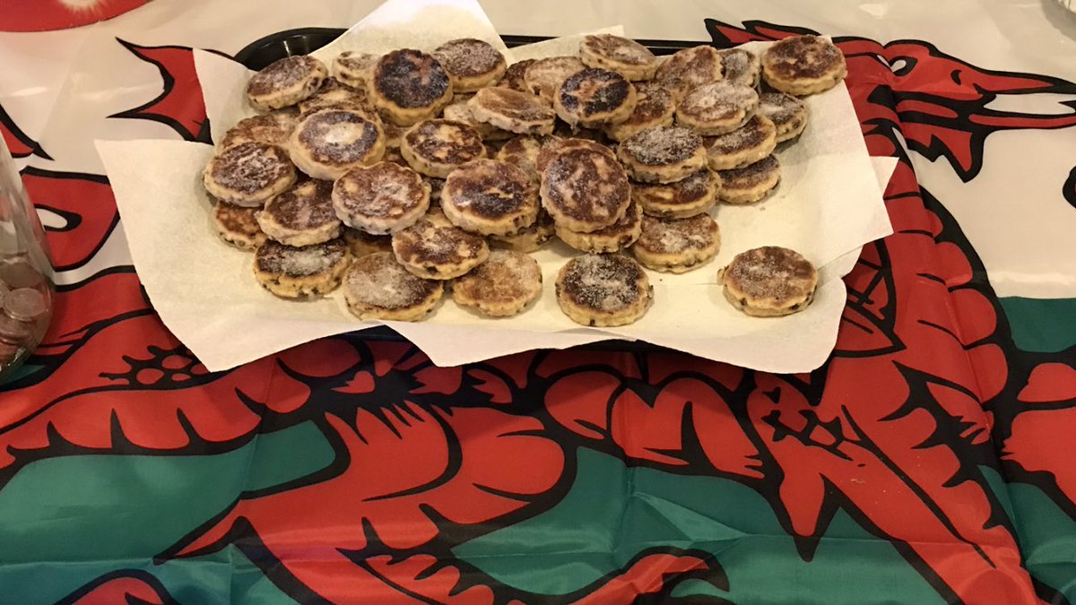 1st Sunday of Lent &amp; a nod to S. David’s Day tomorrow #BeJoyfulKeepTheFaith #LiveLent #WelshCakes <a href="/DioceseOfYork/">Diocese of York</a> <a href="/churchofengland/">The Church of England</a>