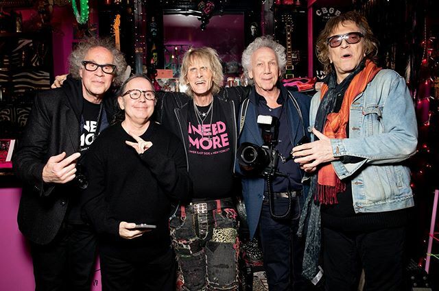IxNEEDxMORE's tweet photo. IN THE MIDDLE OF THE CREME DE LA CREME OF THE ROCK N ROLL PHOTOGRAPHER’S #BobGruen #BobbyGrossman #MickRock &amp; #Godlis  AKA THE DEAREST OF DEAR FRIENDS (AMONGST HERO’S) !!! #EveryPictureTellsAStory #IxNeedxMore TRULY &amp; FOREVER #WeLiveRockNRoll !!! PHOTO: … https://t.co/49FBxBERhn https://t.co/KulCXp3Xsl