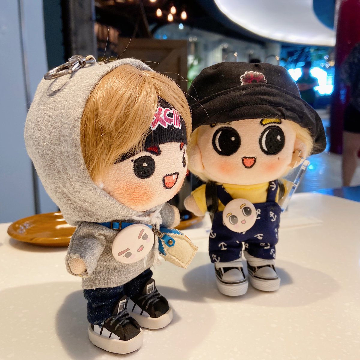 peachmoonbaby's tweet photo. 𝕆𝕌ℝ 1𝕊𝕋 𝔻𝔸𝕋𝔼 🐊🅱️ #mjbb @Baby_BB1a 

🐊: น้อนคับๆ น้อนอะคับ ฉาหวาดดีคับ *แงง้ น่ารัดที่สุบคับคูมมี๊ เขิลลล* 🙈
🐊: พิจ๋ากะคิบถึมอ้วงน้าา วันนี้พิจ๋าจาพาอ้วงเท่วเอนนน ❤️💜

#peachmoondiary #พีชมูนแฟมิลี่ #got7doll #เล่นกับชัคกี้ #got7 #ชัคกี้got7 https://t.co/h41o6LIcFA