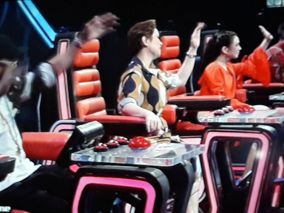 JENJENPADILLA3's tweet photo. #VoiceTeensAwesome @luckymanzano @TheVoiceABSCBN https://t.co/O7U2R7HUW3