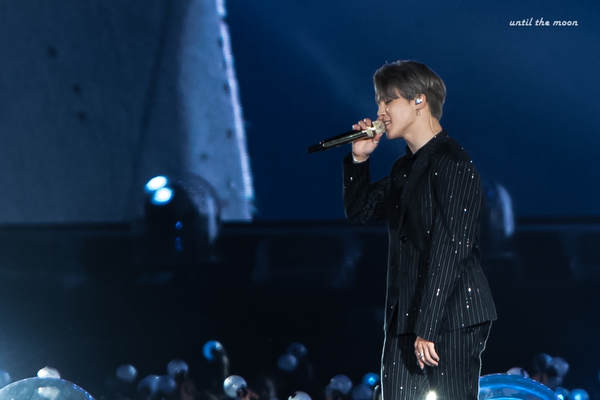 untilthemoon_km's tweet photo. 191027 SYS FINAL in seoul 2day

#방탄소년단 #BTS 
#지민 #JIMIN #JM

@BTS_twt https://t.co/jeKvSbLTyZ