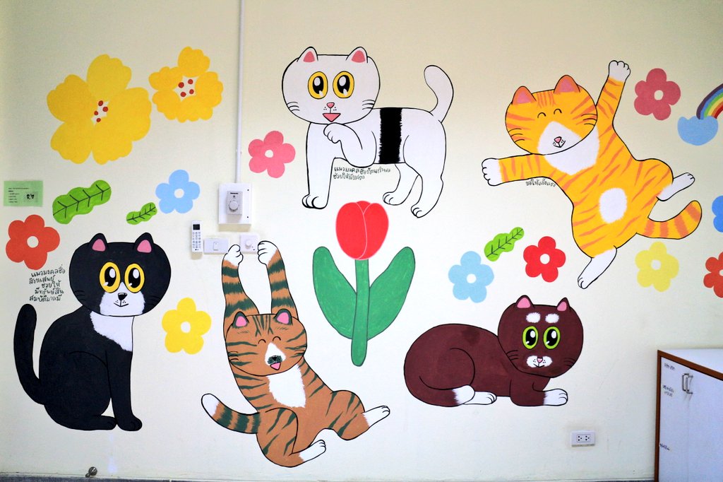 p_kamijn's tweet photo. ห้องที่1 เสร็จแล้วค่ะ
โครงการวาดแมวมงคลไทยให้กำลังใจในห้องแยกโรคทั้ง2ห้อง (PICU), (NICU) ของเด็กแรกเกิด ที่โรงพยาบาลนางรอง จ.บุรีรัมย์
#luckythaicatbykamijn2020 #pkamijn #kamijn
#ATMSPRAY #uraipaints https://t.co/DemoUzFfZu