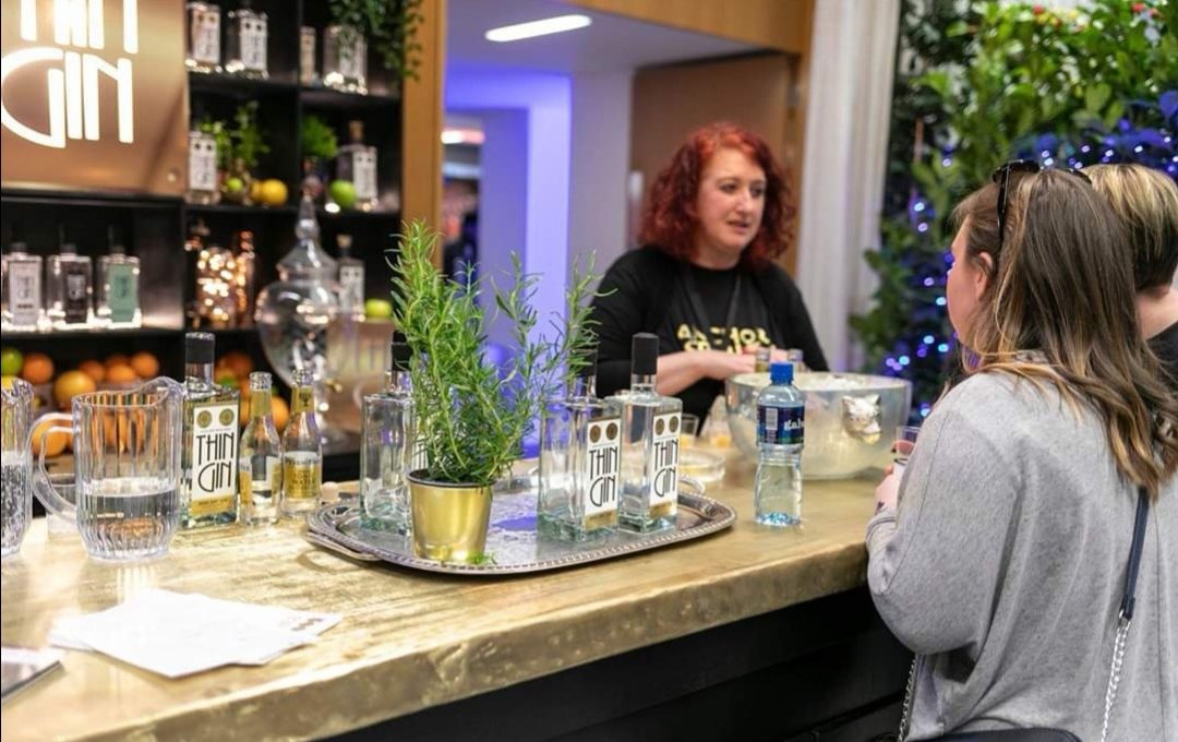 Dubdrinksmixer's tweet photo. Ginning into the weekend with our latest exhibitor announcement — @ThinGin1 from Anchor Spirits Ireland. An exceptionally fruity Irish dry gin that stands up well to tonic!

Buy tickets now for Ireland’s largest gin, spirits and cocktail event: https://t.co/rp2GfKsHbY https://t.co/AwiNoIlJa2