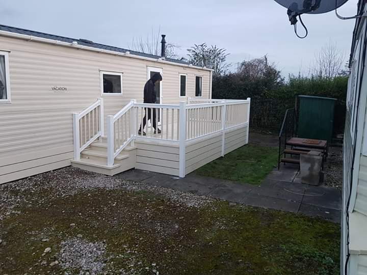 PclarkDecking's tweet photo. Caravan kits now available. 5 working days. Fitting service with full 10 million public liability and risk assessment. New page available on our website coming next week https://t.co/WIEsP01sWY