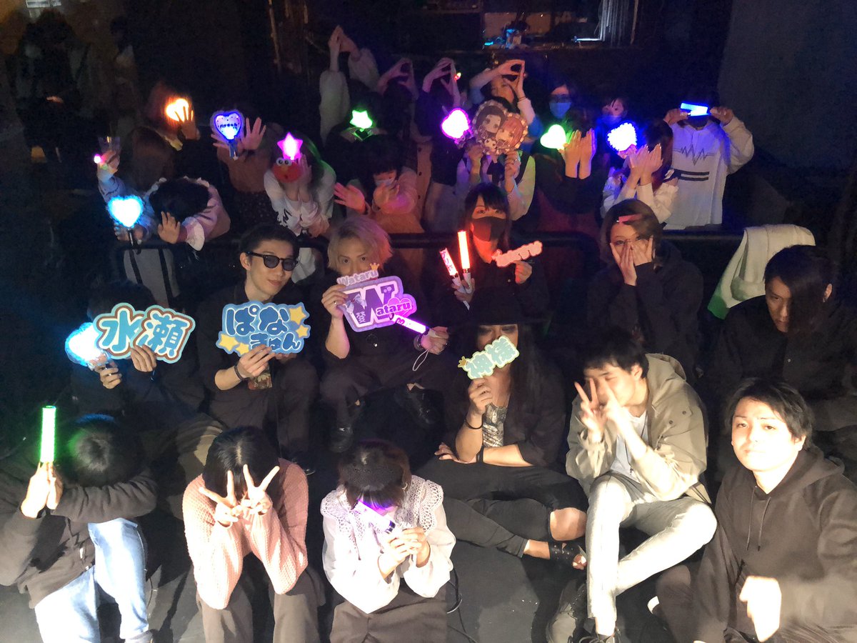 LIVE_2525_'s tweet photo. 2020/3/1/Sun.
supernova!!
#スパノバ

集合写真です！
全体セトリも置いておきます！
お越し下さってありがとうございました…！ https://t.co/3P4ypAa8TV