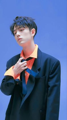 Jenn92451991's tweet photo. It's not the end of the world, we will always support for you #WeLoveYouXiaoZhan https://t.co/GAZn1x9cVR