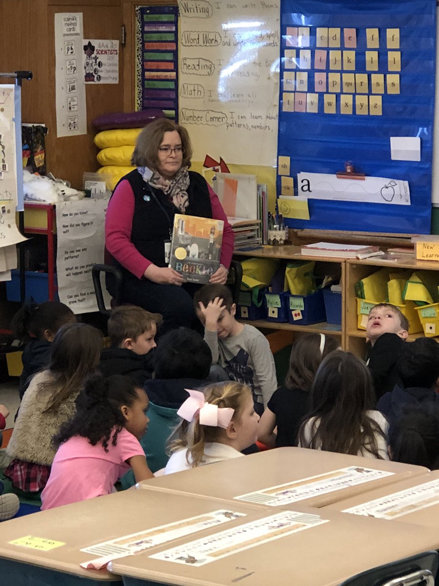 WLPSNorthStars's tweet photo. Ms. Byrne sharing a story during our Dr. Seuss day! https://t.co/fa27kC56rj