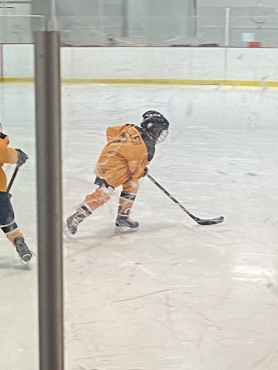 KSeidel23's tweet photo. Early ice time! Hockey playoffs! #hockeymom #letsGoConnor https://t.co/QtQgmNMHJM