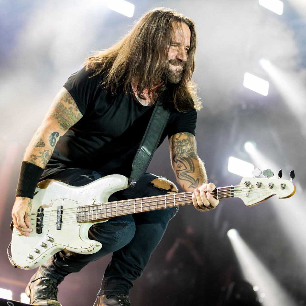 Böhse Onkelz Stephan Weidner <a href="/DerW_offiziell/">Stephan Weidner</a> <a href="/onkelzoffiziell/">Böhse Onkelz (Offiziell)</a> #onkelz⁠ #boehseonkelz⁠ #concert #music #live #livemusic #concertphotography #festival #show #musician #tour #musicphotography #photography #stage #artist #concertphotographer #musicfestival #livemusicphotography