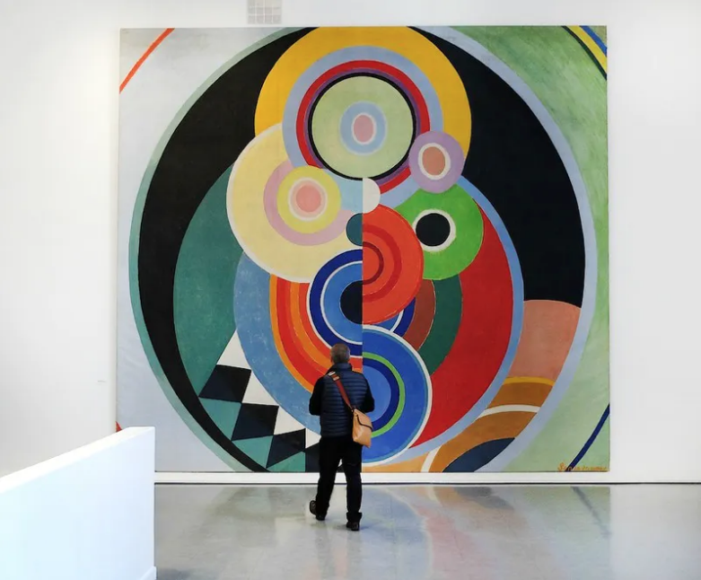 Resumen: Co-creadora del simultaneísmo, impulsa el estudio del color, la libertad del arte por buscar referentes internos, y la aplicación de los conocimientos artísticos en otros ámbitos de la vidaMás de Sonia en: