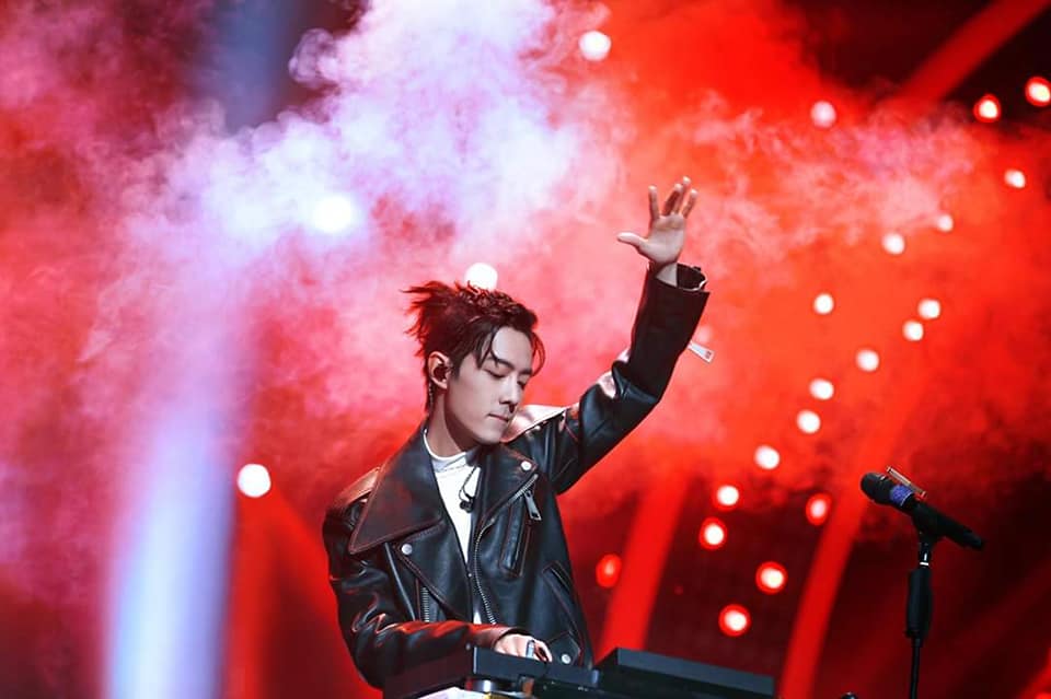 Jenn92451991's tweet photo. All of us never betray youuu #WeLoveXiaoZhan https://t.co/oZPCLupgf0