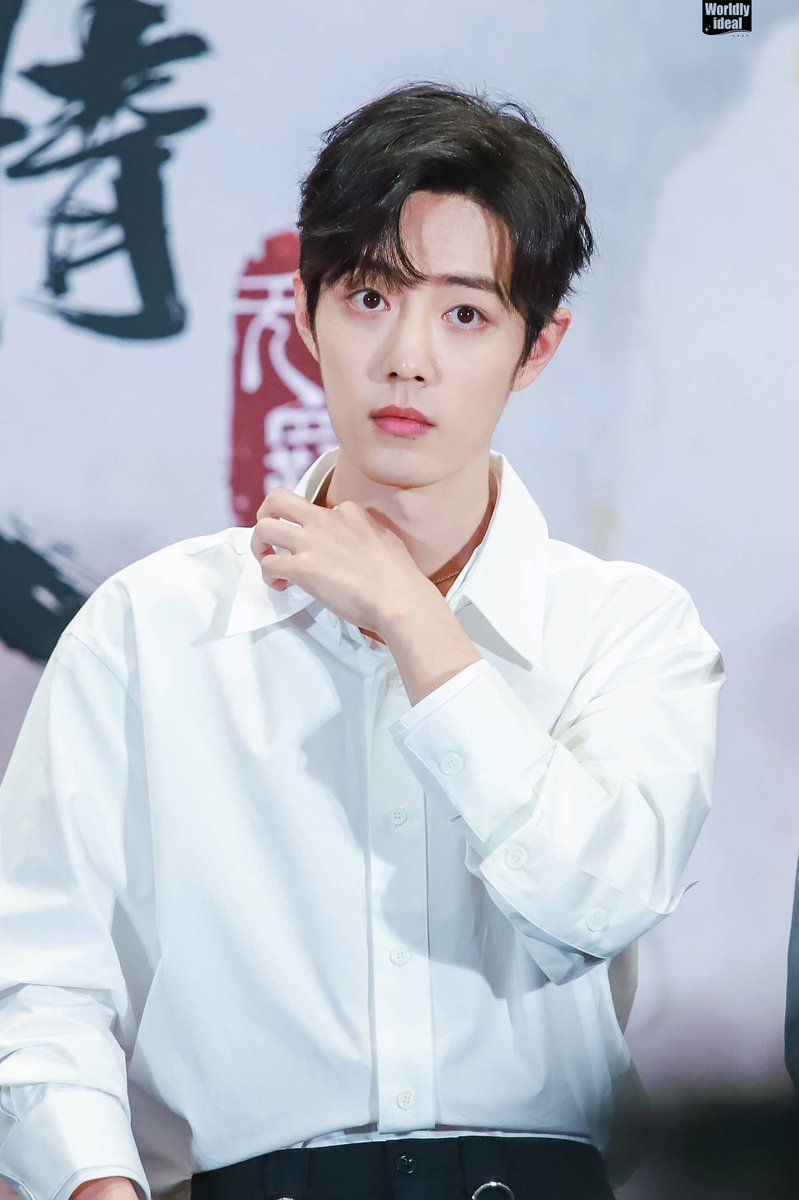 Becauseofu13's tweet photo. Muốn ôm 1 cái và nói thương 1000 lần

#WeLoveYouXiaoZhan https://t.co/MxoINioMM2
