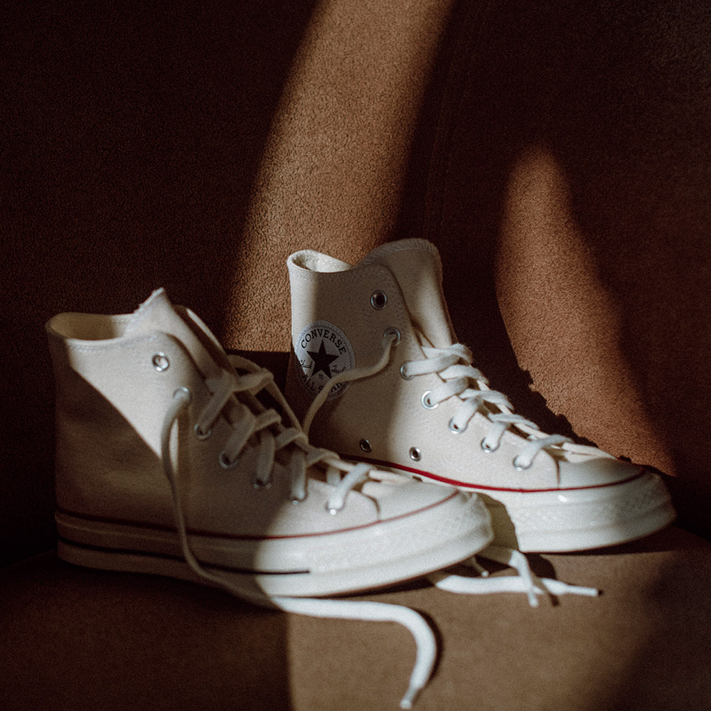 blackwell_shoes's tweet photo. When that Sunday morning light hits just right. #converse #chucktaylor #chuck2 #70s #sneakers #sundaymorning https://t.co/SqsLOiELkZ