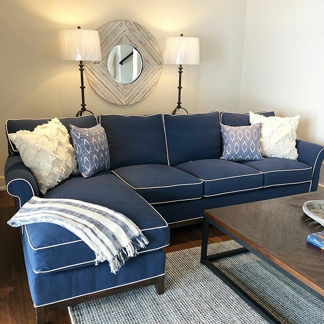 hilltopinterior's tweet photo. Mix and match your blues. 
#homedecor #cottagestyle #familyroomdecor #muskoka #leeindustries #dashandalbert https://t.co/04Ah6YoWTG