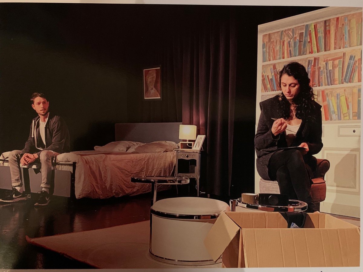 LPprodOfficiel's tweet photo. Hier soir, se terminait l’aventure de Good Night écrite par le talentueux Romain Poli et mise en scène par le non moins talentueux @Guill_Melanie avec 2 comédiens sublimes: @NouritzaE  et Romain Poli.
Et où j‘ai eu le grand plaisir de collaborer pour la création sonore! https://t.co/TfKfLKIl4d