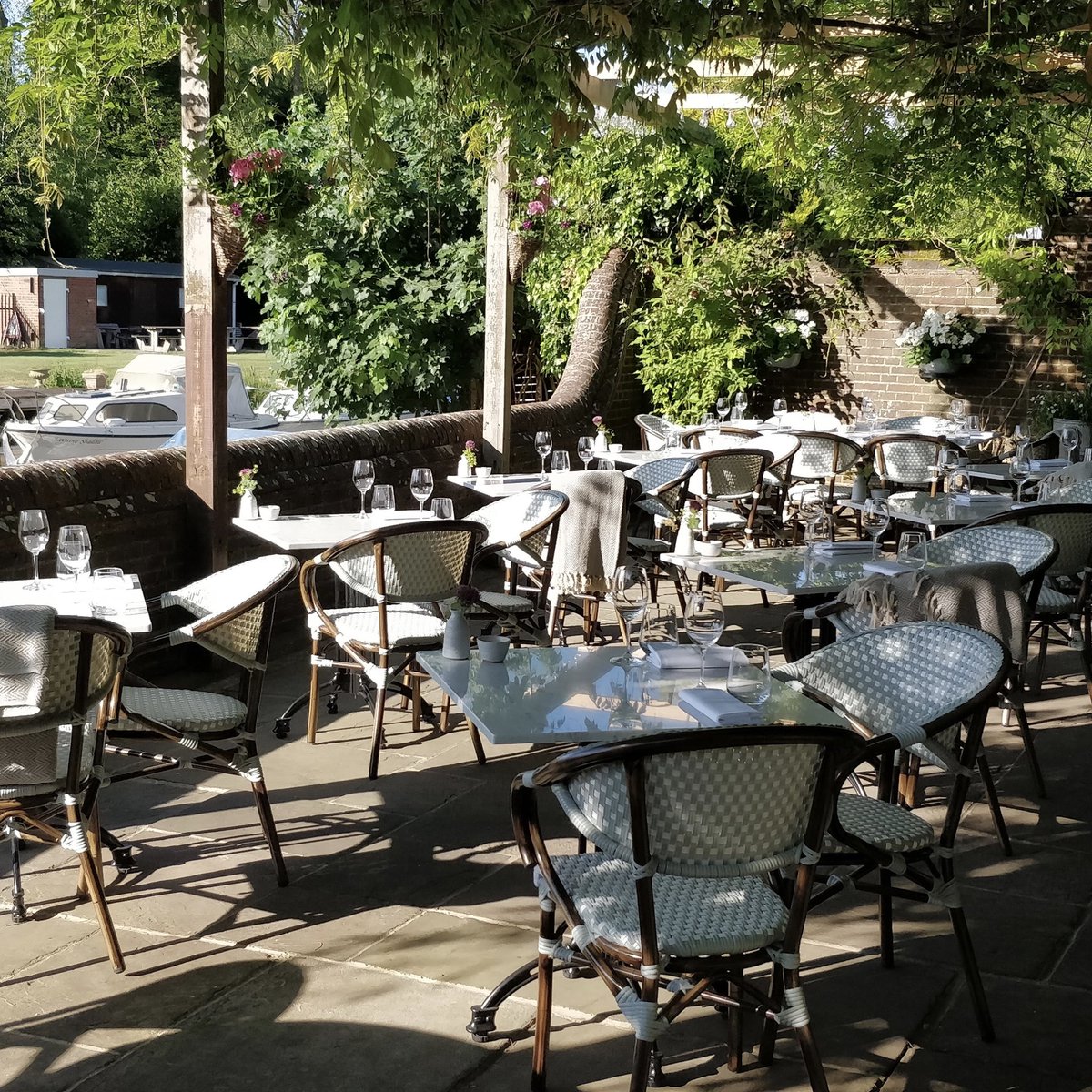 Our bookings are now open until September 1st, our terrace will be available beginning of April as the weather starts to warm ☀️ We have also extended our service on Mothering Sunday ~ March 22nd and have tables available until 19:30🌈

#springiscoming 
#mothersday 
#michelinstar